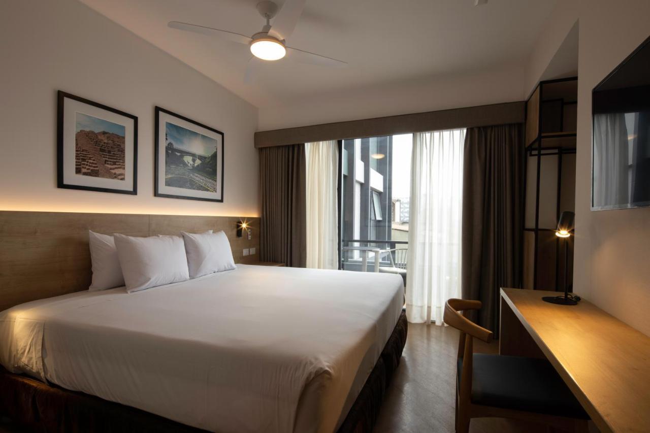 Hotel Casa Andina Standard Benavides Lima Exteriér fotografie